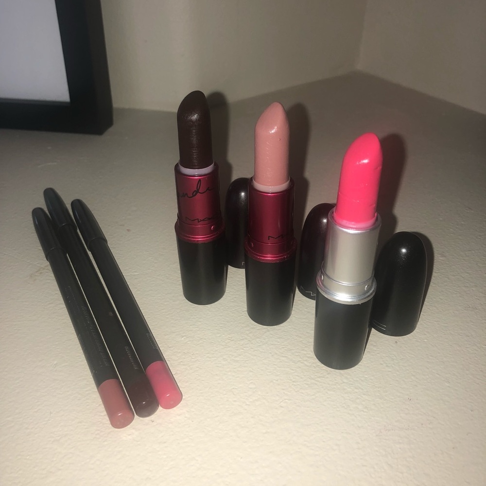 MAC LIPSTICK/LIPLINER BUNDLE